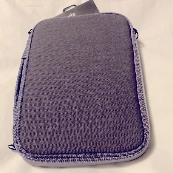 NWT Tablet Sleeve - Picture 3 of 5
